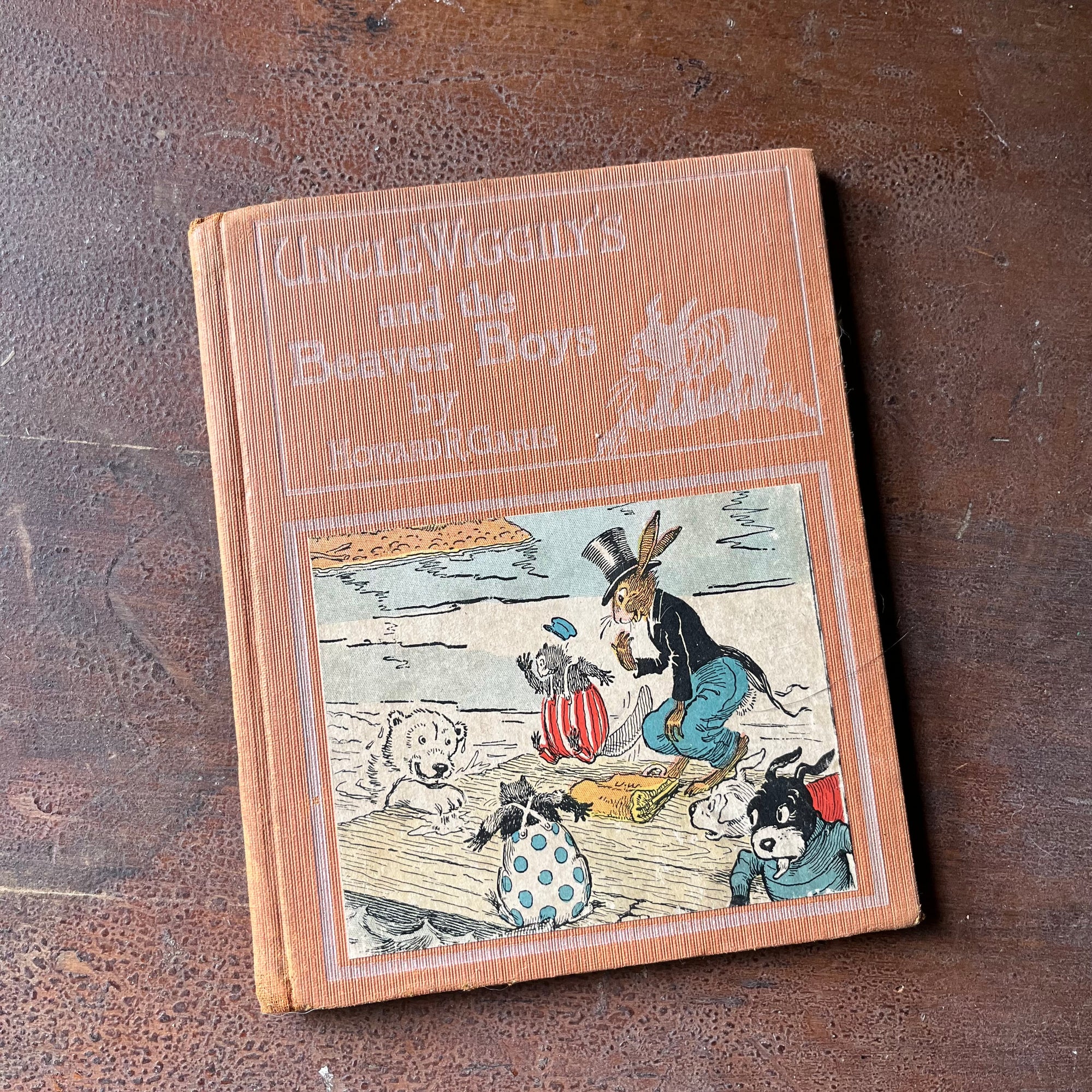 Uncle Wiggily's and the Beaver Boys by Howard R. Garis - 1929 Edition - view of the front cover