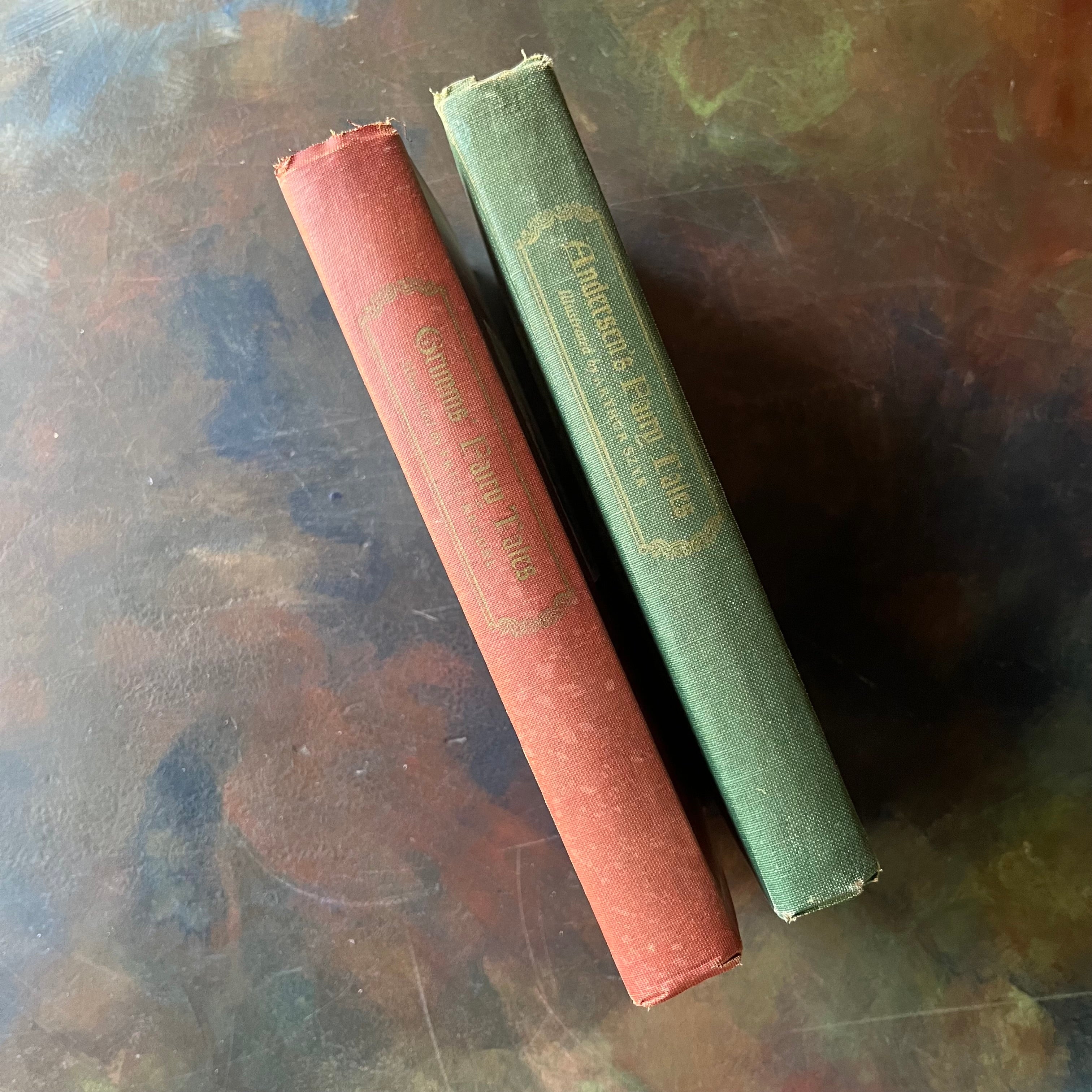 Andersen's Fairy Tales-Grimm Fairy Tales-Special Editions-Grosset & Dunlap-vintage children's fiction-antique fairy tales for sale-view of the spines