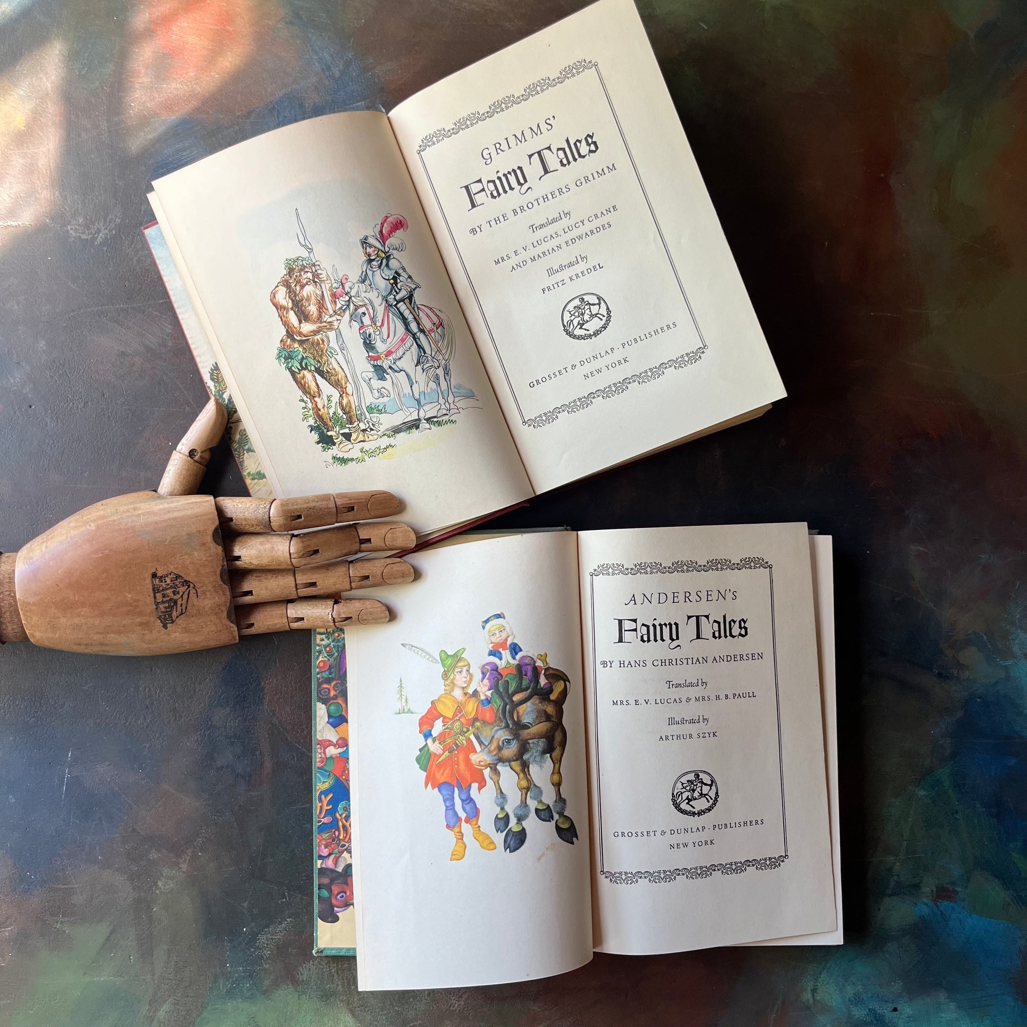 Andersen's Fairy Tales-Grimm Fairy Tales-Special Editions-Grosset & Dunlap-vintage children's fiction-antique fairy tales for sale-view of the title pages with frontispieces