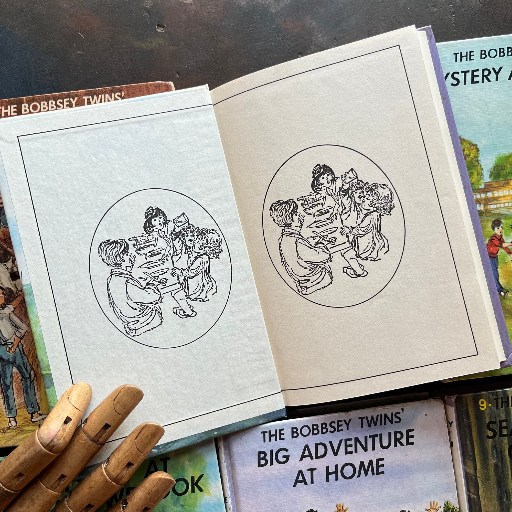 Bobbsey Twins Starter Set–First 10 Books -Vintage 1950s–1960s Purple Cover Editions-children's mysteries-early chapter books-view of the second inside cover design which is in book 3