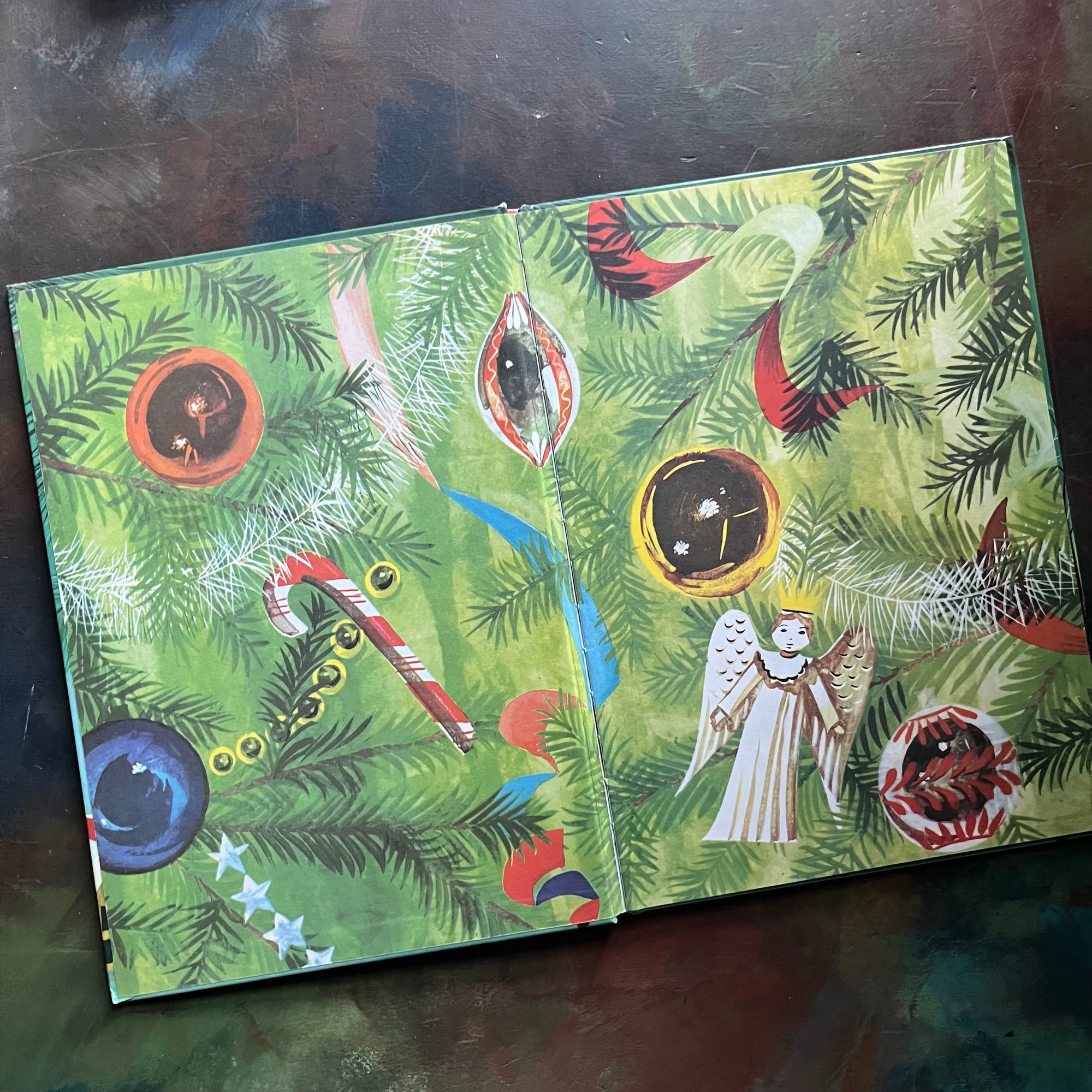 The Night Before Christmas by Clement C. Moore - Pictures by Leonard Weisgard