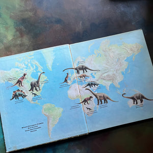 Dinosaurs and Other Prehistoric Reptiles written by Jane Werner Watson with illustrations by Rudolph F. Zallinger-A Giant Golden Book-1960's children's picture book-living science book for children-view of the inside cover