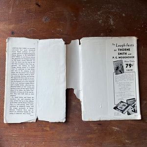A Sundial Mystery, vintage mystery novel  - He Wouldn't Stay Dead written by Frederick C. Davis - view of the inside flaps of the dust jacket