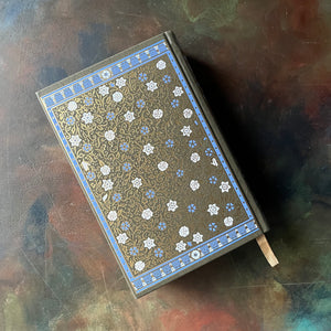 Jane Austen Seven Novels -Barnes and Noble Collectible Editions-Leatherbound Gift Book-Classic English Literature-view of the embossed back cover with a floral design