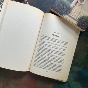 Women of the West Historical Fiction Series Starter Set-written by Janette Oke-vintage Christian fiction-view of the inside content sample