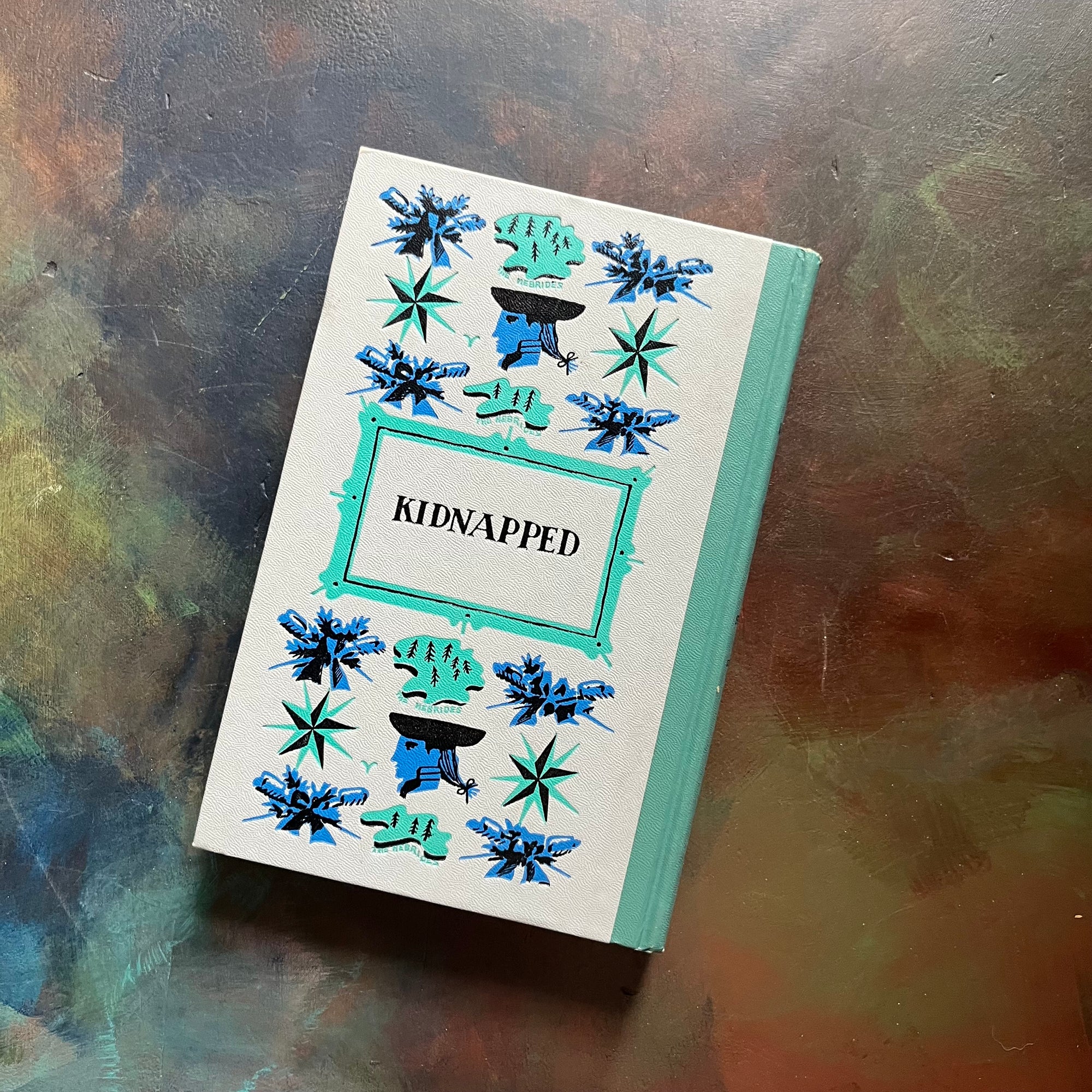 Kidnapped written by Robert Louis Stevenson with illustrations by Tom O'Sullivan-junior deluxe editions book-vintage children's book-view of the embossed back cover
