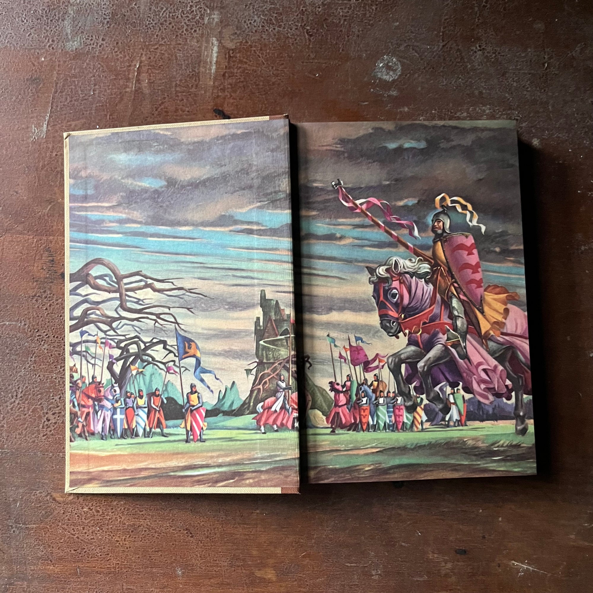 vintage children's chapter book, Illustrated Junior Library Edition, classic literature - King Arthur and His Knights by Sir Thomas Malory's Le Mort d'Arthur Edited by Sidney Lanier with illustrations by Florian - view of the inside cover