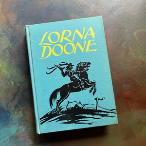 Lorna Doone written by R. D. Blackmore with illustrations by Alexander Key-1938 Scott Foresman and Company Edition-vintage chapter book-view of the front cover