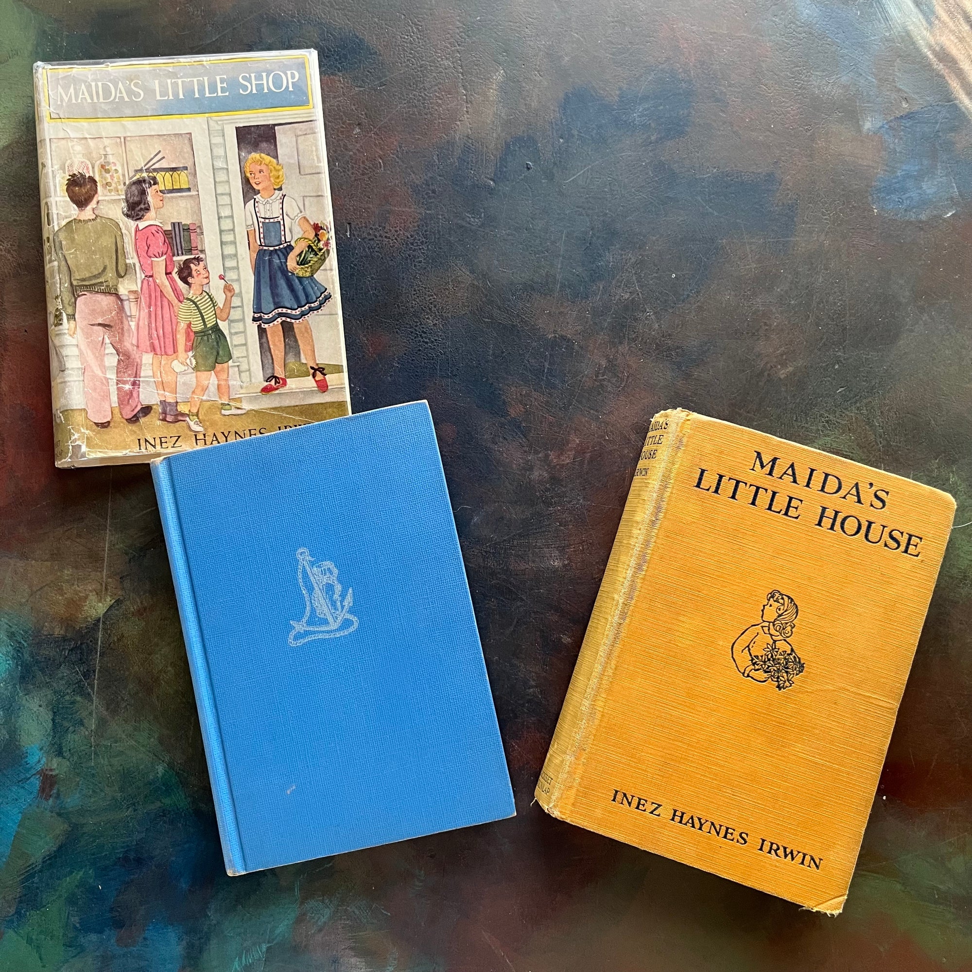 Maida's Little House and Maida's Little Shop written by Inez Haynes Irwin-vintage children's chapter books-charming stories for independent young readers-view of the front covers