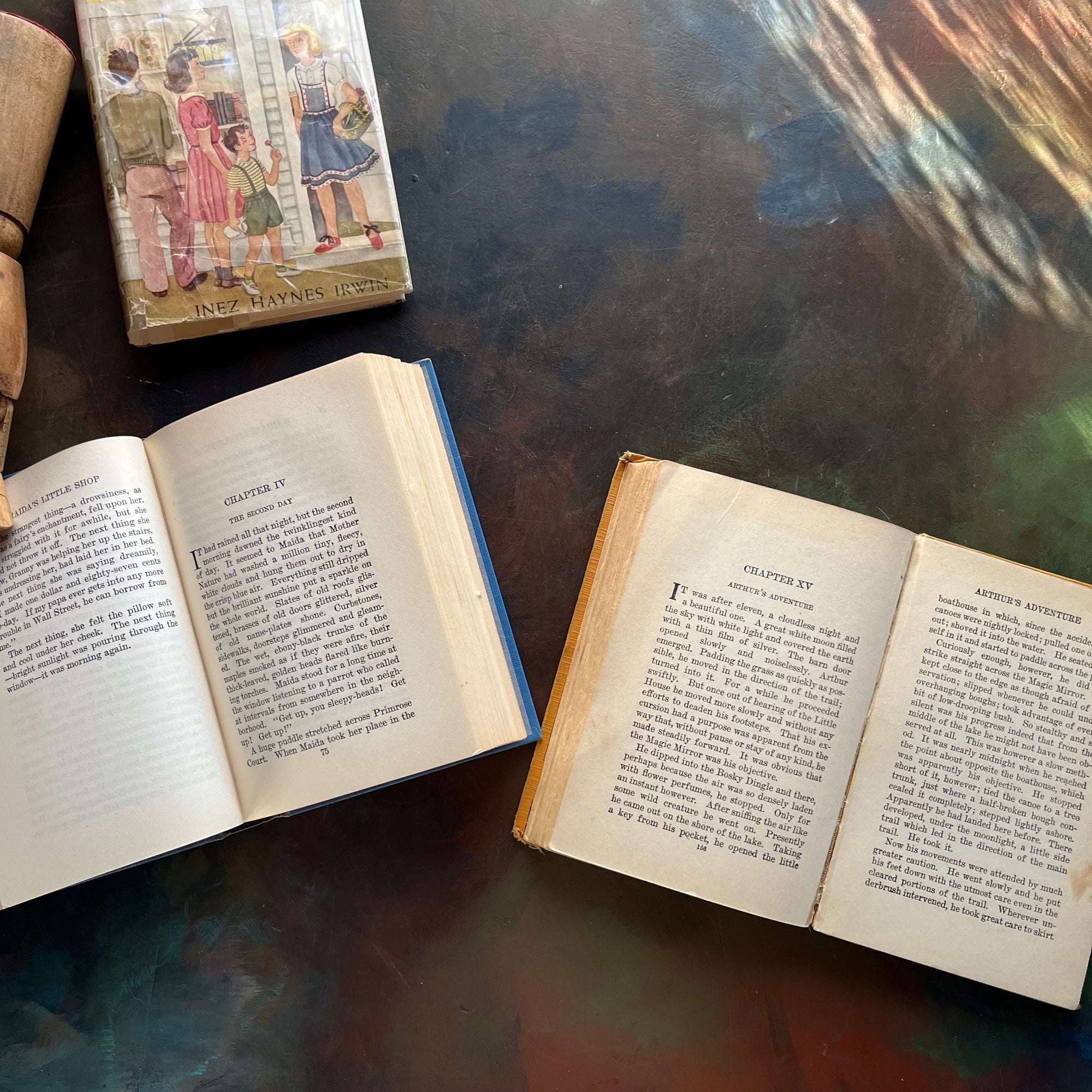 Maida's Little House and Maida's Little Shop written by Inez Haynes Irwin-vintage children's chapter books-charming stories for independent young readers-view of the inside content