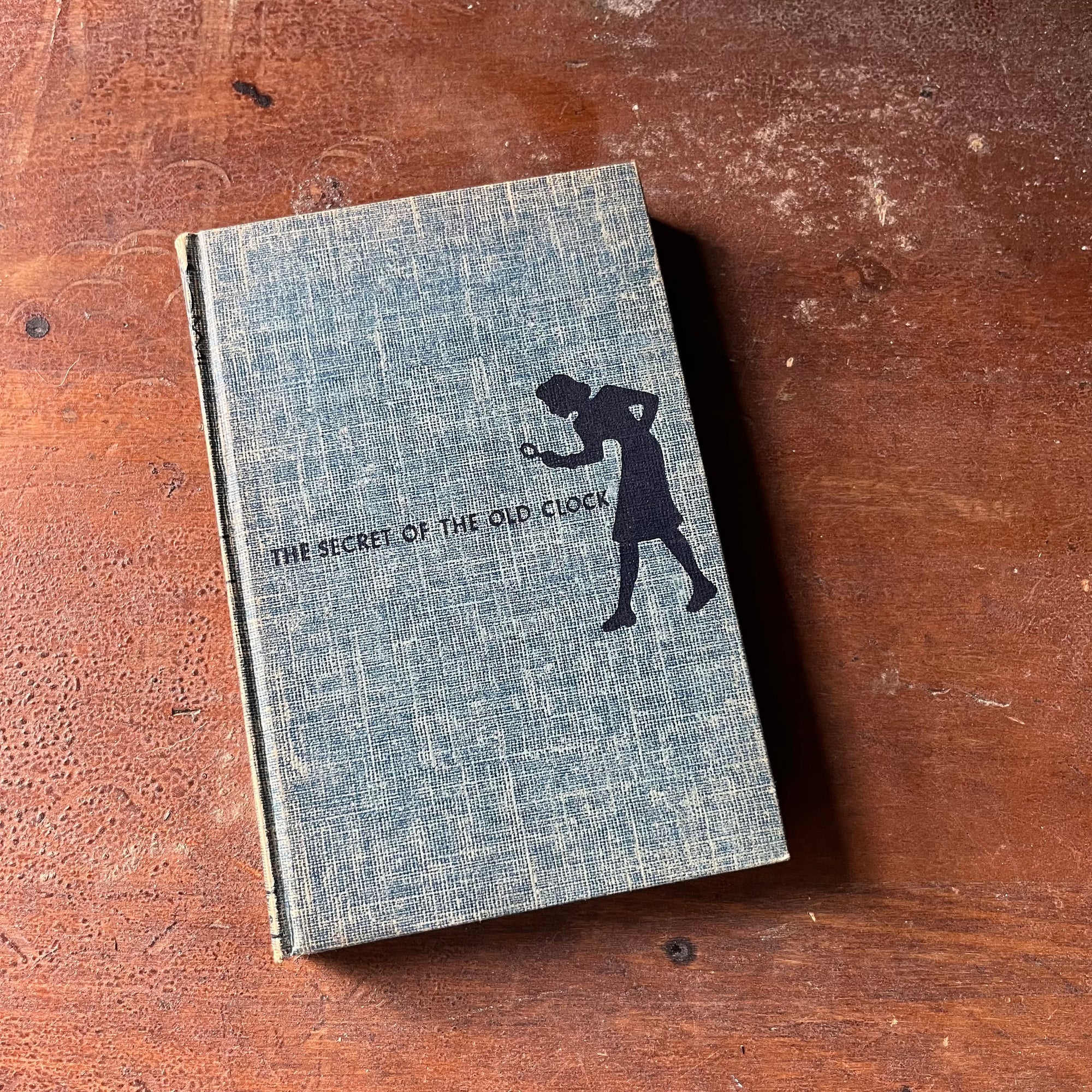 vintage children's chapter book, vintage adventure story for girls - The Nancy Drew Mystery Stories #1 The Secret of the Old Clock - Tweed Cover - written by Carolyn Keene - view of the front cover