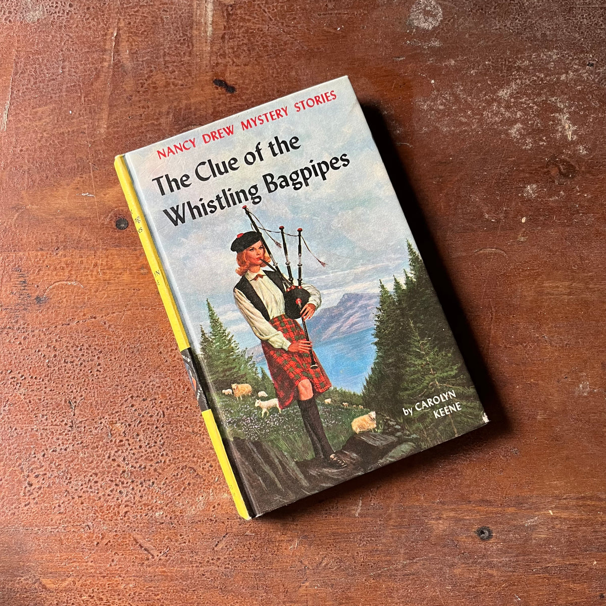 vintage children's chapter book, adventure book for girls, Nancy Drew Mystery Stories - #41 The Clue of the Whispering Bagpipes written by Carolyn Keene - view of the front cover