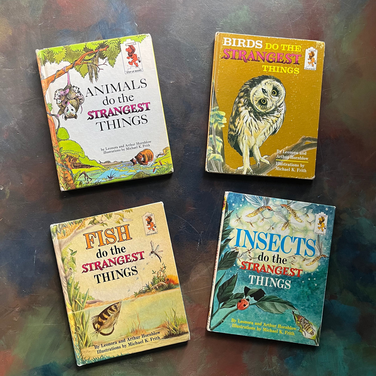 Random House Step-Up Books Living Science Series–Vintage Beginning Chapter Books for Young Readers-Animals, Birds, Insects, Fish-view of the front covers
