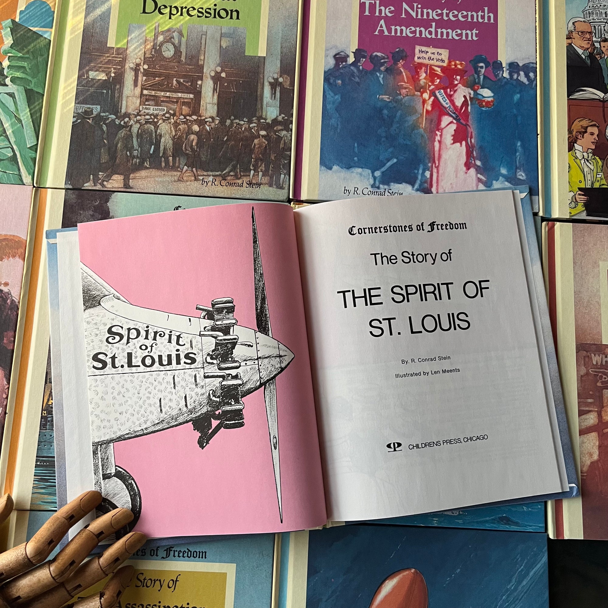 Set of 34 Cornerstones of Freedom History Books for Children in cardboard sleeve holder-vintage US History Picture Books-Early Readers-America250-view of a sample title page