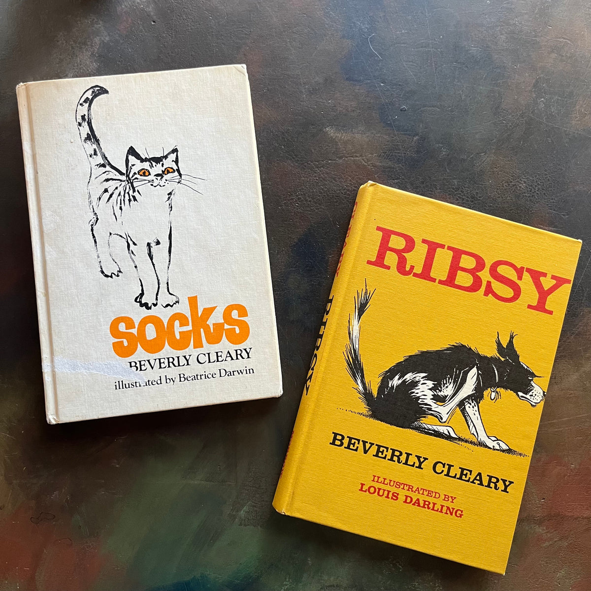 Socks and Risby written by Beverly Cleary-Weekly Reader Children's Book Club Editions-vintage children's chapter books-animal stories-view of the front covers with illustrations of both Socks the cat and Risby the dog featured on the covers