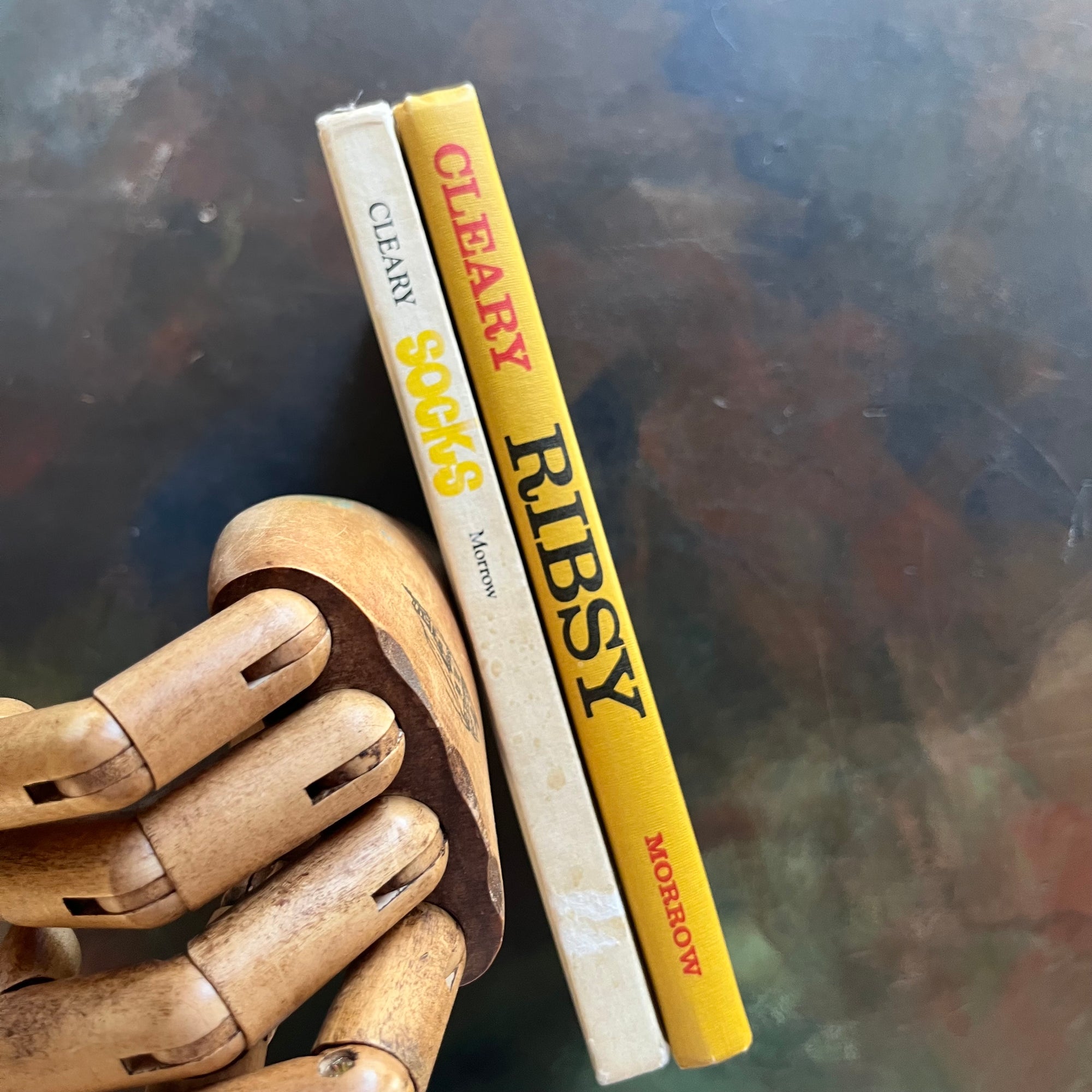 Socks and Risby by Beverly Cleary-Weekly Reader Children's Book Club Editions-vintage children's chapter books-animal stories-view of the spines