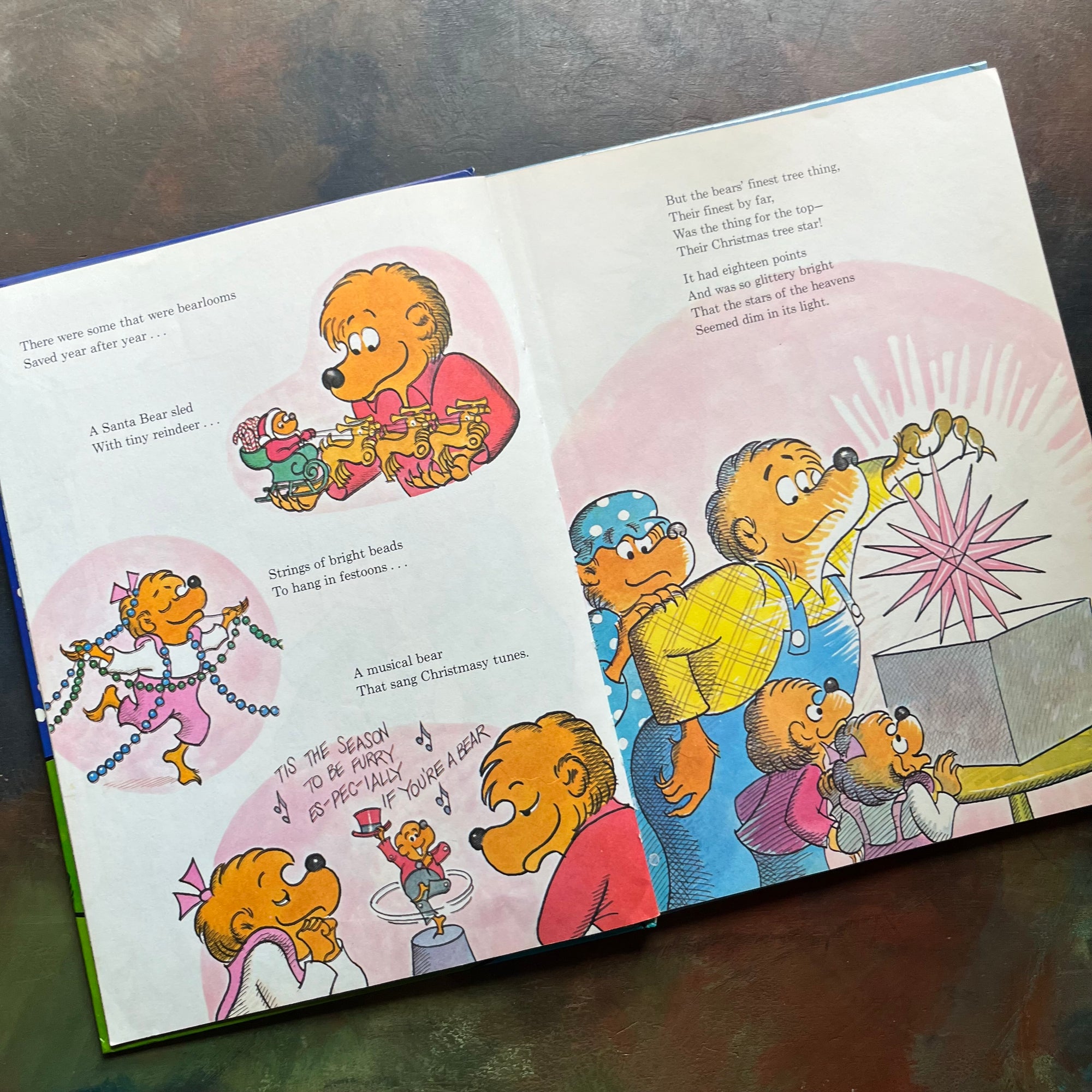 The Berenstain Bears' Christmas Tree by Stan and Jan Berestain