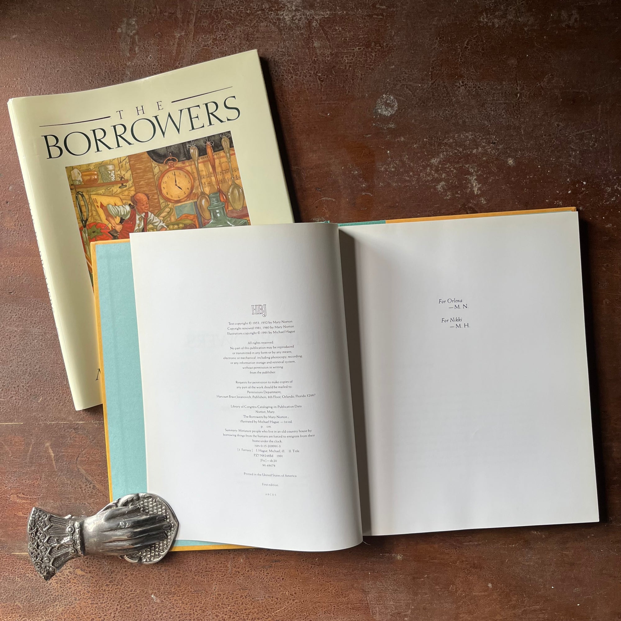 vintage children's chapter book, classic children's story, modern children's book edition - The Borrower's written by Mary Norton with illustrations by Michael Hague - view of the copyright & dedication pages