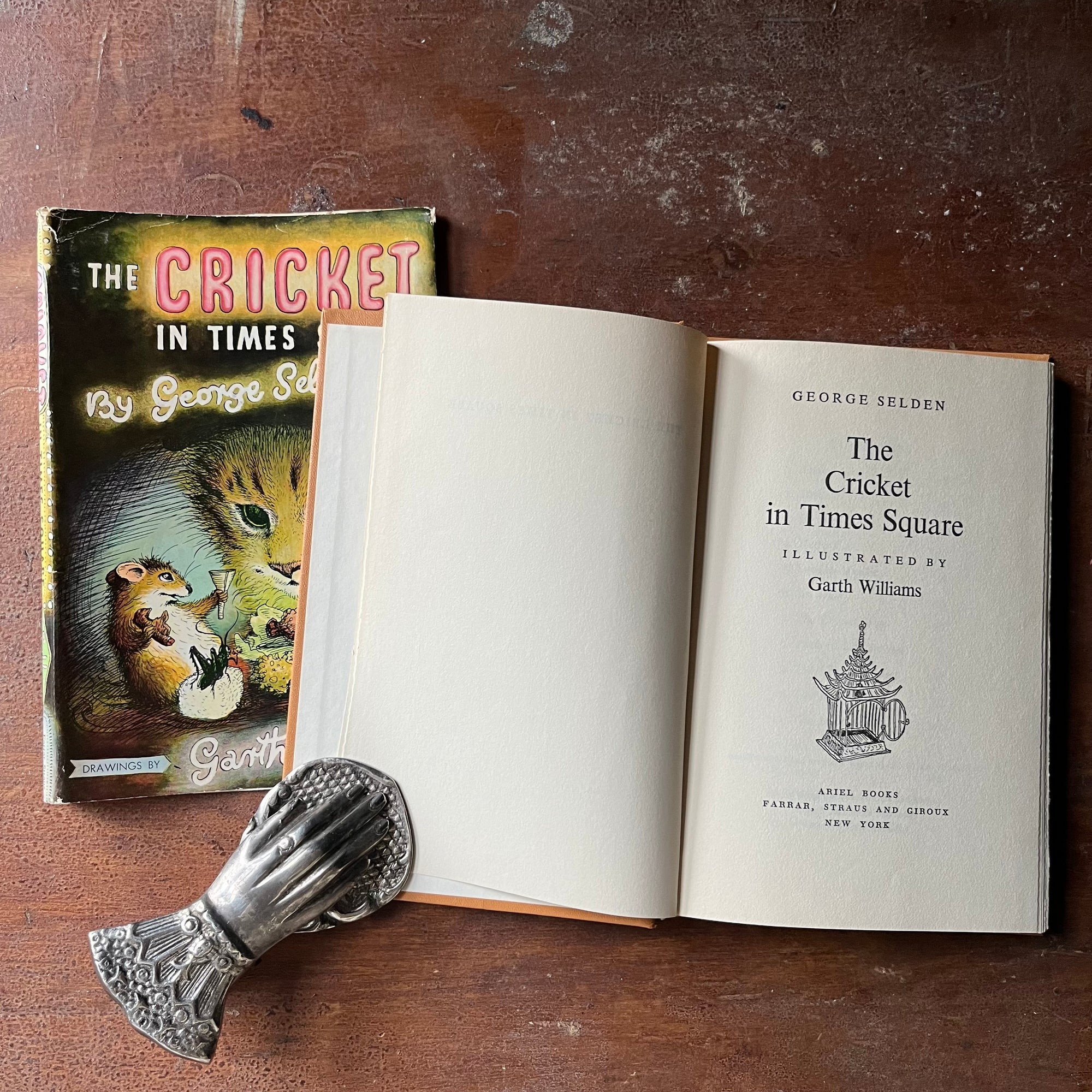 vintage children's chapter book, Newbery Honor Book - The Cricket of Times Square written by George Shelden with illustrations by Garth Williams - view of the title page