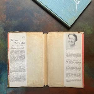 The Door in the Wall Written by Marguerite de Angeli-1950 Newbery Award Winning Book-vintage children's chapter book-view of the dust jacket's inside flaps with book summary, info on the author & a portrait of her as well