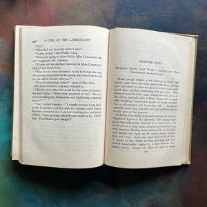 The Girl of the Limberlost-Gene Stratton-Porter-vintage novel-Limberlost of Indiana-view of the inside content