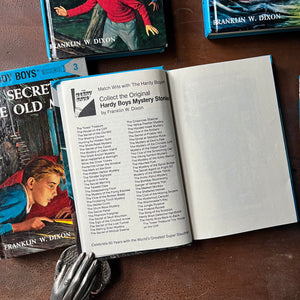 vintage children's chapter books, vintage adventure books for boys - The Hardy Boys Mysteries Starter Set-First Five Volumes written by Franklin W. Dixon - view of the listing of books in this series