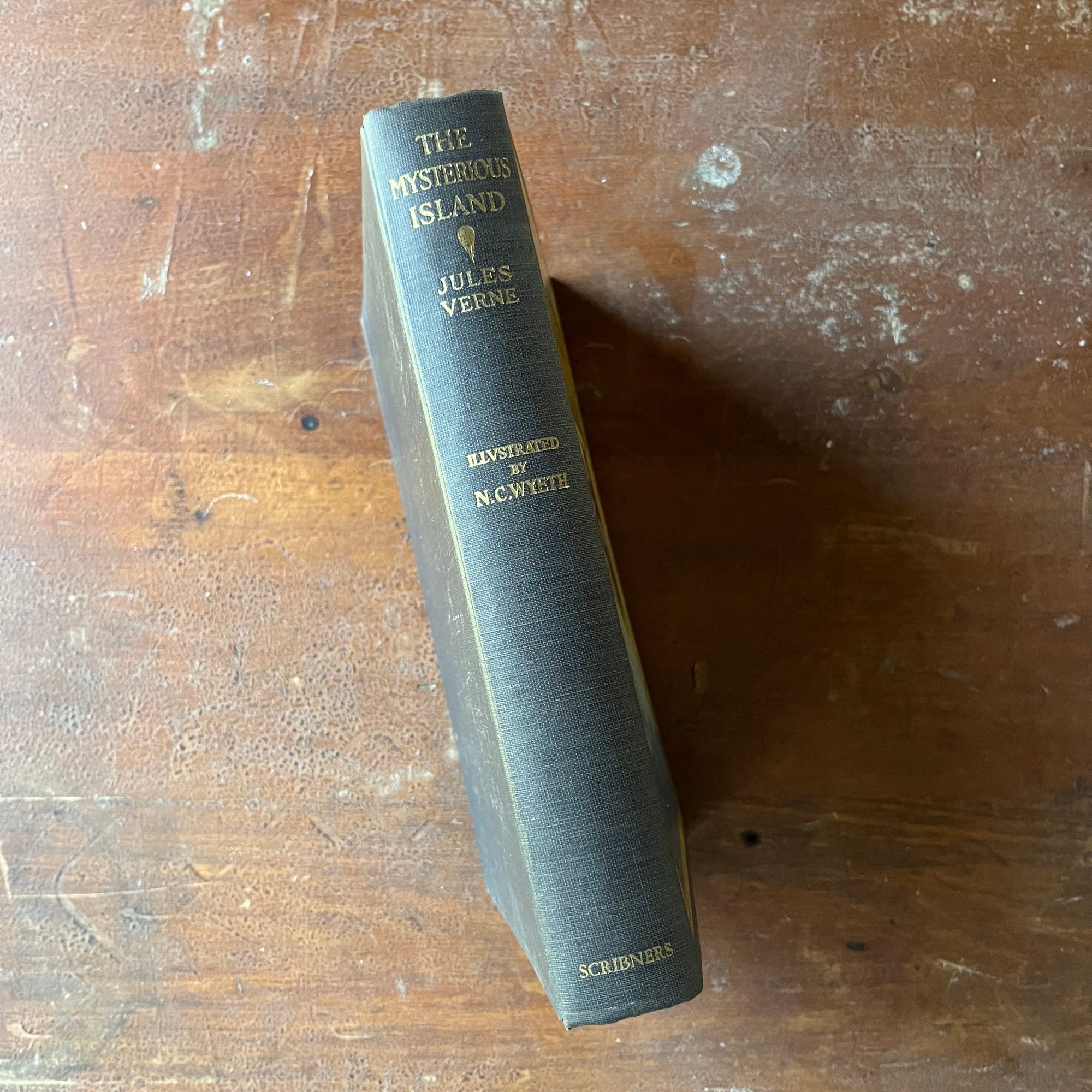 The Mysterious Island by Jules Verne with Illustrations by N. C. Wyeth-1951 Charles Scribner's Sons Edition-vintage classic children's literature-view of the spine