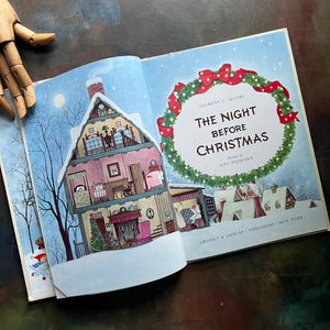 The Night Before Christmas written by Clement C. Moore with illustrations by Gyo Fujikawa illustrations-Grosset & Dunlap Publishers Edition-vintage children's Christmas picture book-view of the title page