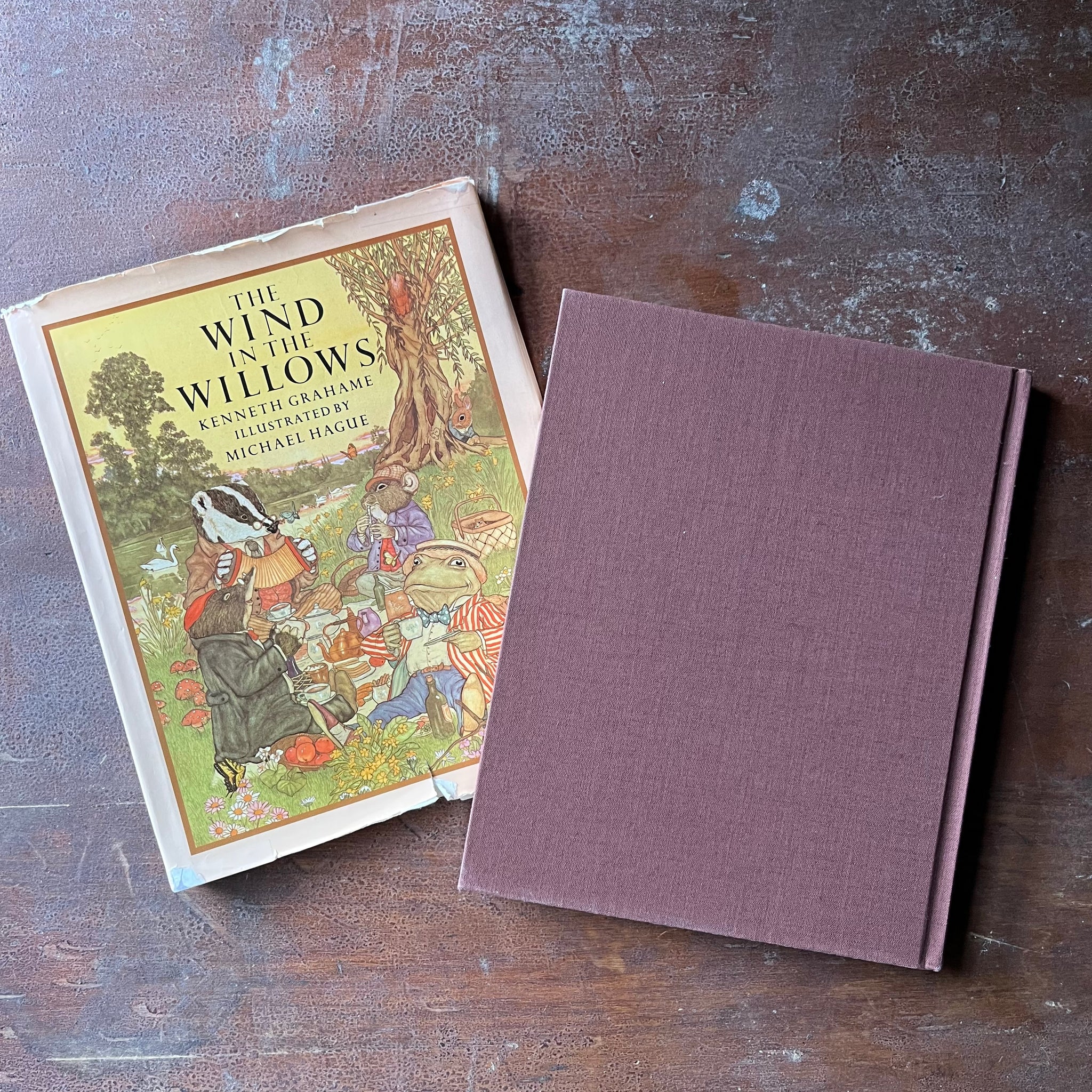 The Wind in the Willows by Kenneth Grahame - Illustrated by Michael Ha ...