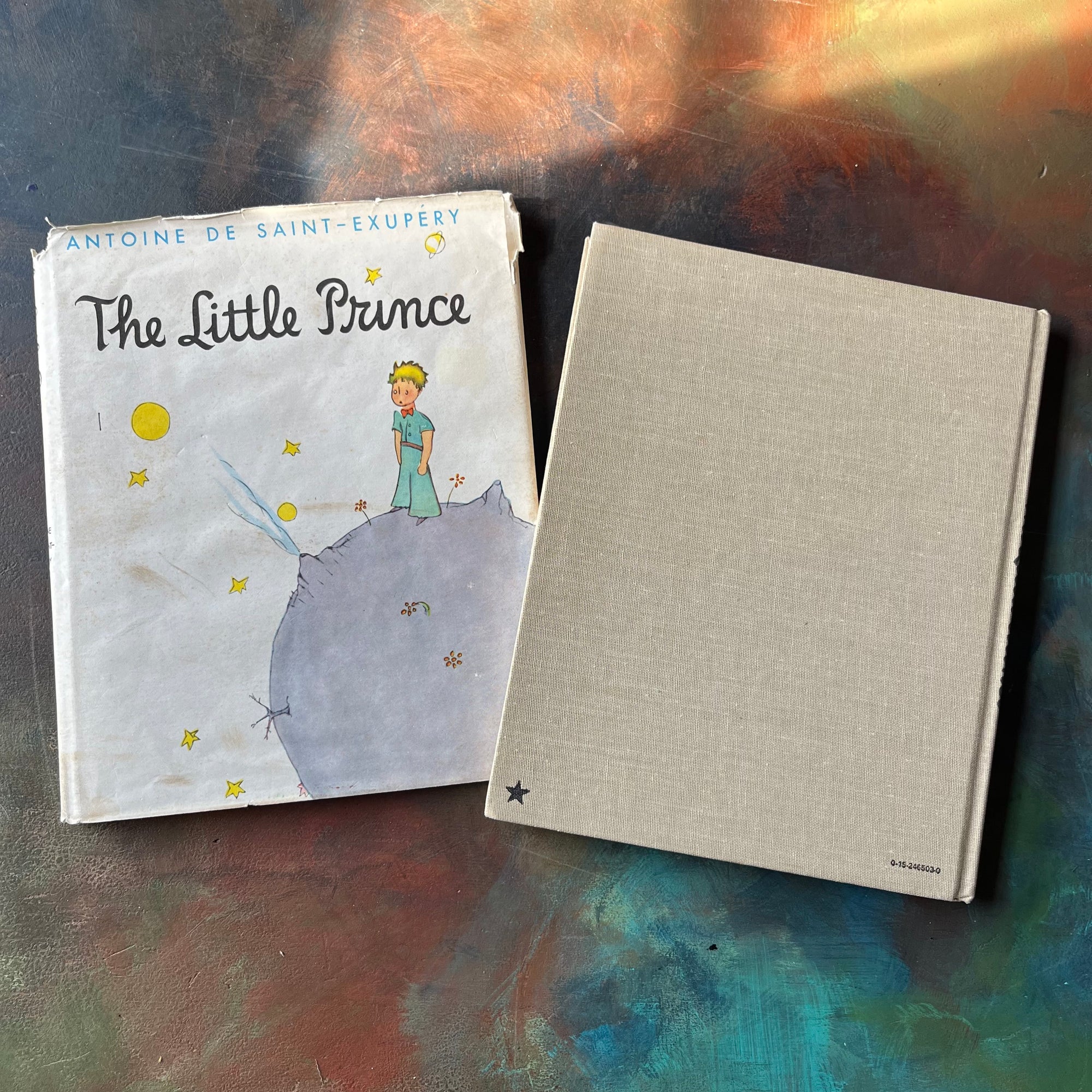 The Little Prince written & illustrated by Antoine De Saint-Exupery-vintage children's classic literature-vintage children's chapter book-view of the back cover