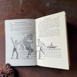 vintage children's chapter book, vintage boy's adventure story, homeschool library, The New Tom Swift Jr. Adventures Book #16 - Tom Swift and the Cosmic Astronauts written by Victor Appleton II with Illustrations by Graham Kaye - view of the illustrations