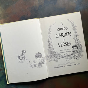 a-childs-garden-of-verses-robert-louis-stevenson-gyo-fujikawa-classic-poetry-for-children-vintage-childrens-books-view of the title page with copyright information