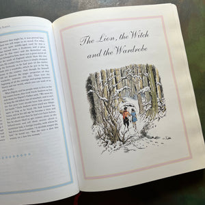 The Complete Chronicles of Narnia By C.S. Lewis - a HarperCollinsPublishers-edition-vintage children's-literature-fantasy-books-for-kids-view of the illustrations