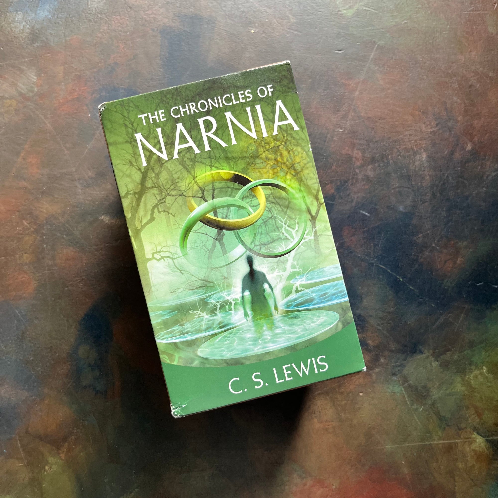 vintage children’s books-box set–The Chronicles of Narnia Complete Box Set written by C. S. Lewis-classic children's books that should be on every child's bookshelf - view of the other side of the box