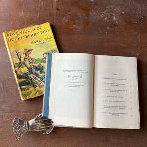 Log Cabin Vintage – vintage children’s book, children’s book, chapter books, Junior Deluxe Editions – Adventures of Huckleberry Finn by Mark Twain with illustrations by Richard M. Powers - view of the copyright & contents page