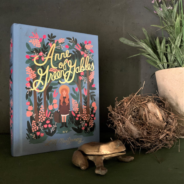 [Out of Print] L. M. Montgomery / Anne of Green Gables Sweatshirt [Puffin in Bloom] (Vintage Navy) - ) - アウト・オブ・プリント 赤毛のアン スウェット 81uVPKmbX3L._UF350,350_QL50_.jpg