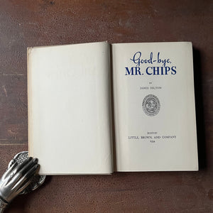 Log Cabin Vintage – vintage children’s book, children’s book, chapter book – Good-bye Mr. Chips by James Hilton a 1934 Edition - view of the title page