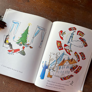 Log Cabin Vintage - vintage children's book, children's book, picture book – Le Noel de Madeline by Ludwig Bemelmans - a 1998 French Edition - view of the illustrations by Ludwig Bemelmans