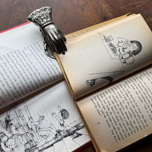 Log Cabin Vintage - vintage children's books, vintage chapter books, Ramona Quimby, Beverly Cleary - Pair of  Ramona Quimby Books by Beverly Cleary - Ramona The Brave and Ramona Forever illustrated by Alan Tiegreen - view of the black and white illustrations