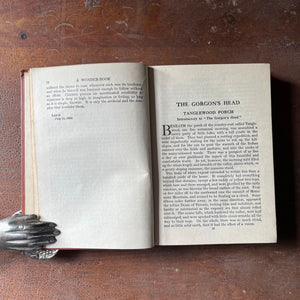 The Newbery Classics - A Wonder Book and Tanglewood Tales by Nathaniel Hawthorne - view of The Gorgon's Head Story