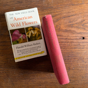 The New Field Book of American Wild Flowers by Harold William Rickett - A Putnam Nature Field Guide - Spine