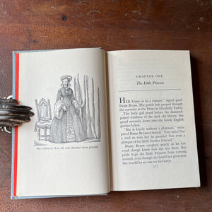 The Story of Good Queen Bess Signature Series Children's Chapter Book - illustrations